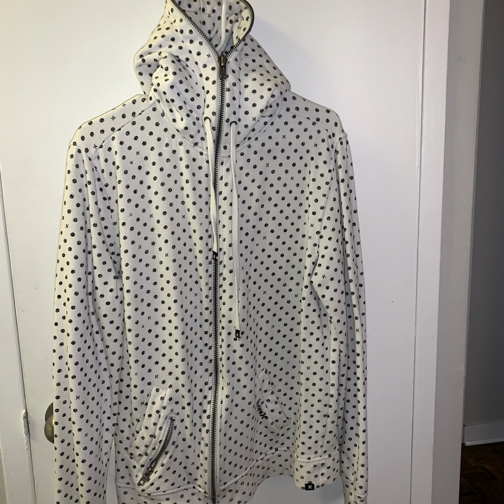 Hurley sweater